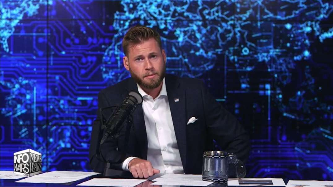 WAR ROOM (Full Show) Friday - 8/20/21