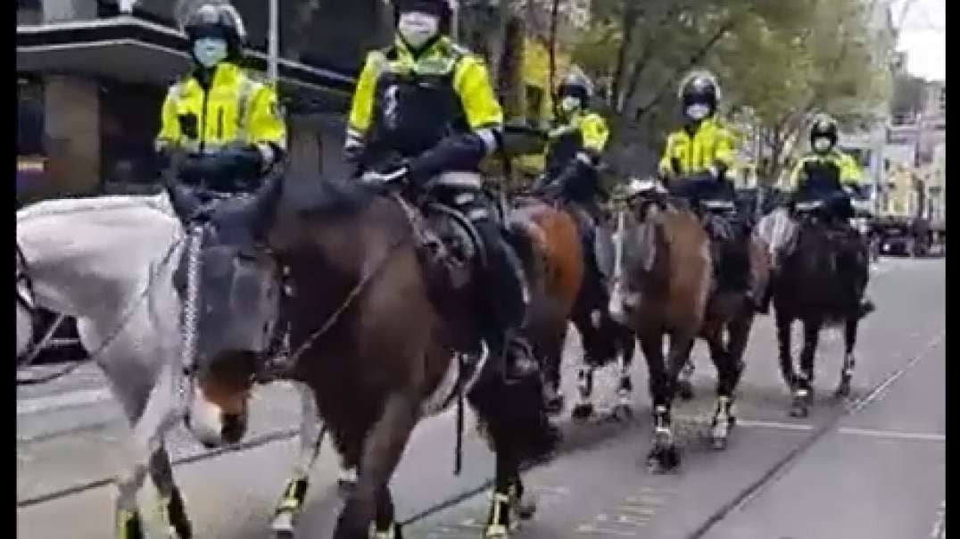 PT1 Sept24th Melbourne Australia Downtown Raw Footage Police State Tyranny Walking The Streets.mp4