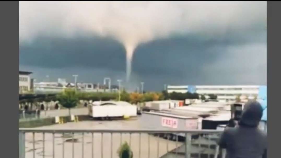 Tornado in Kiel Schleswig-Holstein Germany @Deutschland.mp4
