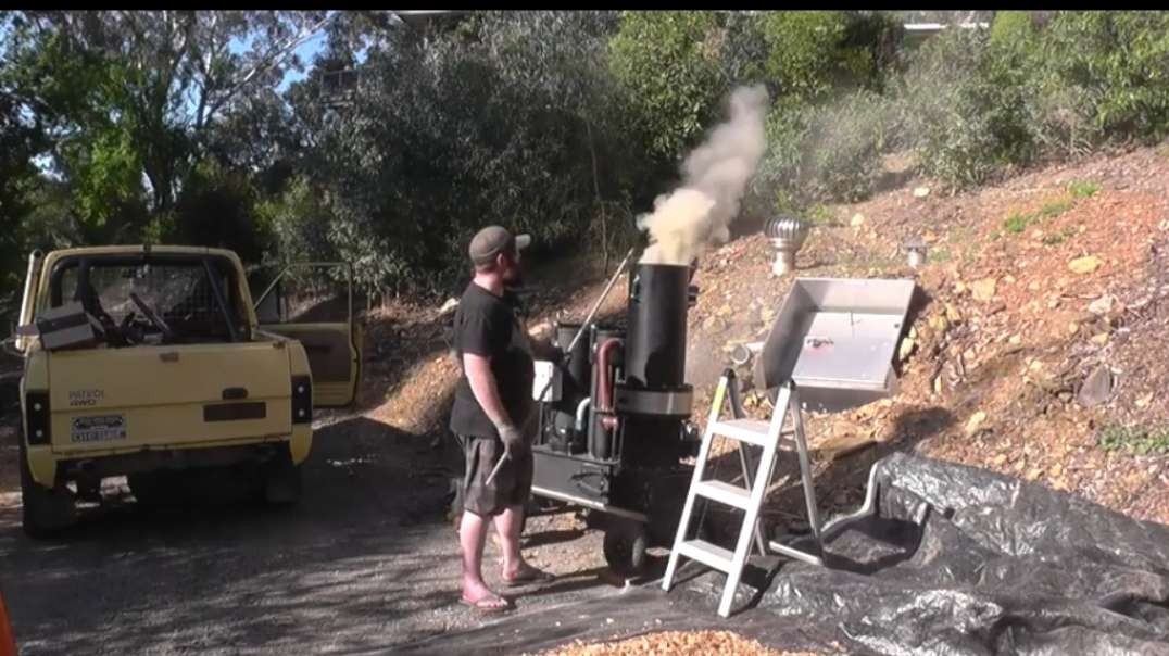 (303)Thrive Off Grid - Utility Series IV Gasifier.mp4