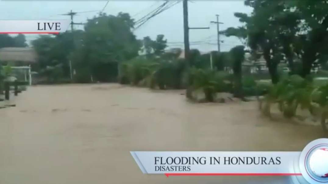 Flooding in Honduras! The city of La Ceiba is under water!.mp4