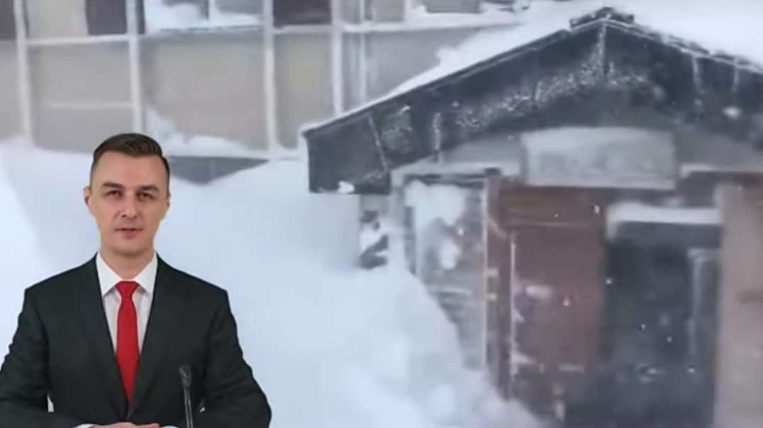 Heavy snowfall in Japan_ Japan freezes under the snow_(360P).mp4