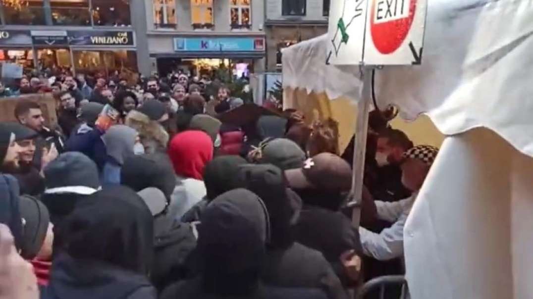 Protesters Storm a Christmas Market in Luxembourg where Vaccination or a Negative Test is Required