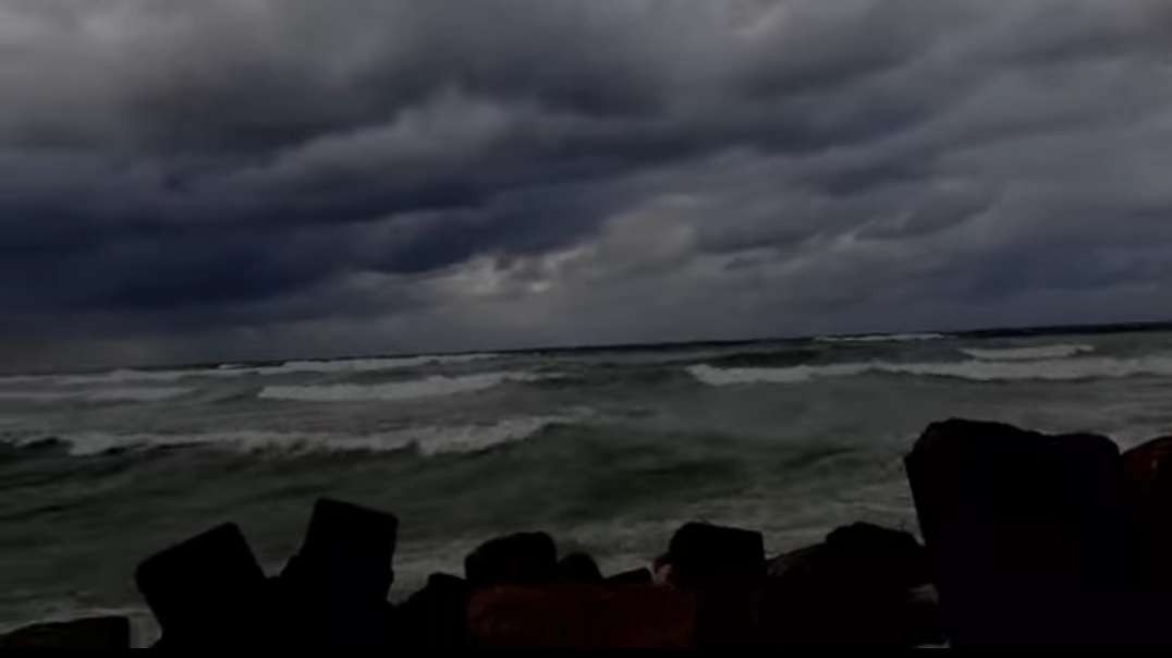 Huge cumulus frightening clouds covering the coast of Gaza City! Palestine