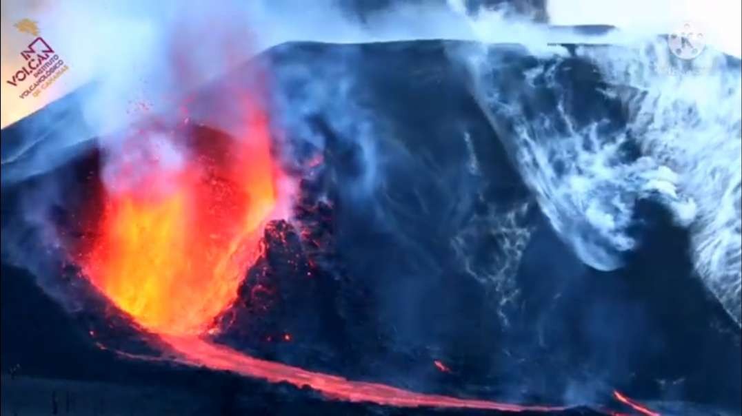 Open a new incision volcano on the island of Kemper Vega in La Palma # Spain 🇪🇦ozhv strong lava 11/28/2021