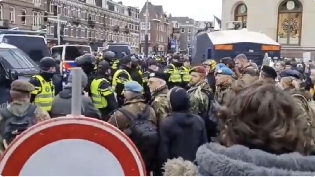 Is this really Holland_ What the hell was going on in the Netherlands during the latest anti-covid demo_.mp4