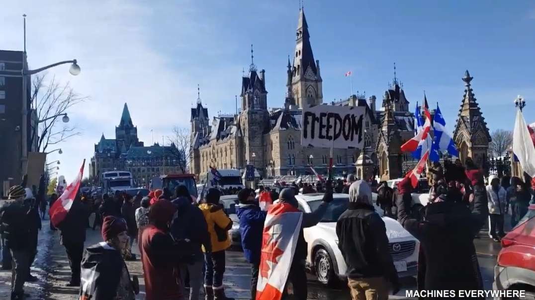 Jan28th First Wave Arrives in Ottawa Canada Freedom Convoy 2022 Tens of Thousands Protesting Mandates.mp4