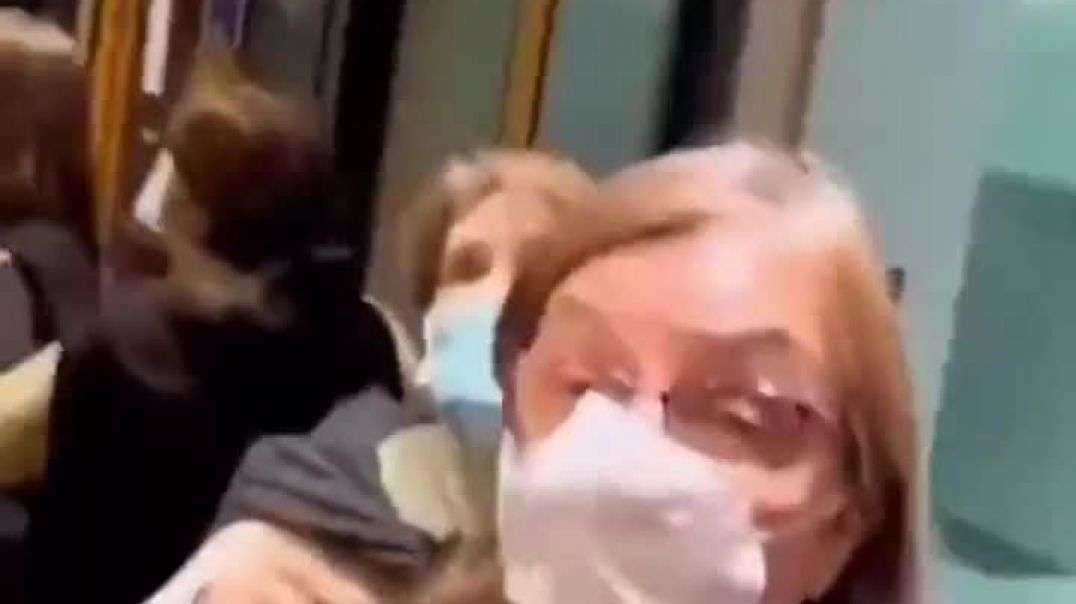 Two Elderly White Karens Assault A Black Man In Elevator Over A Mask, Yell Black Lives Matter