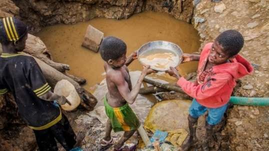 WHERE YOUR CELL PHONE BATTERY COMES FROM: CHILD SLAVES - COLTAN MINING IN THE DRC