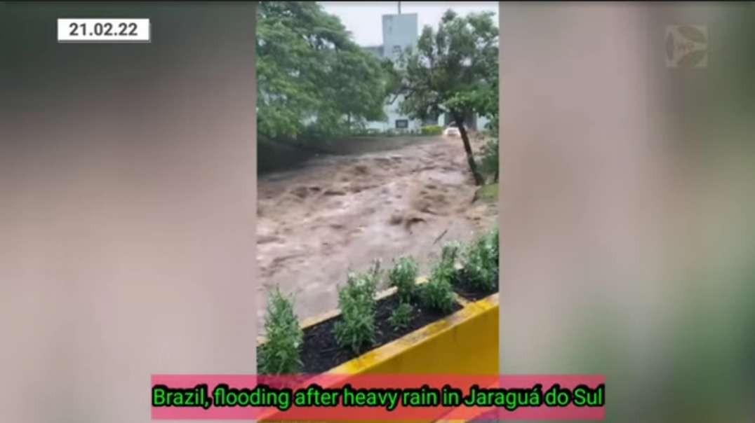 Extreme weather strike hard on Jaragua do Sul. Brazil, Non stopping floods acros.mp4