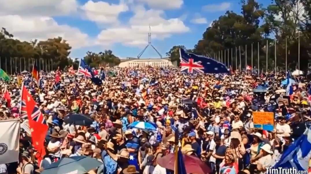 Canberra Australia Feb11th has NEVER seen so Many People.mp4