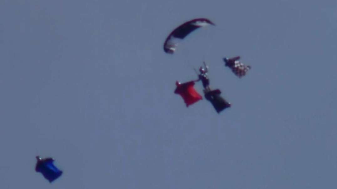 X-RW Wingsuit & Parachute Relative Work