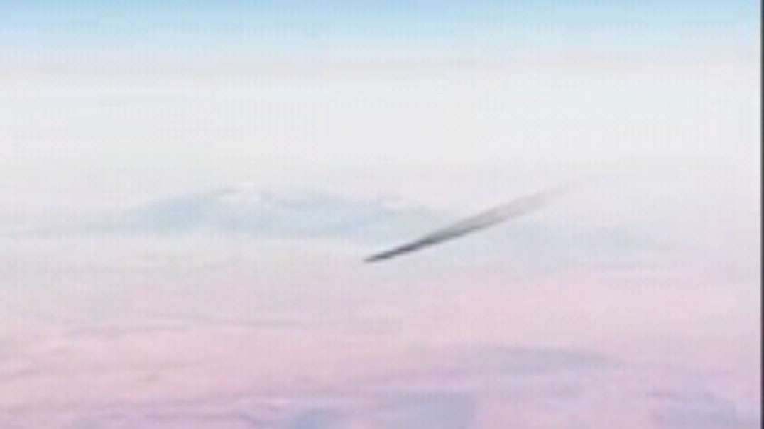 Woman Spots Dementor Shape From Plane Window, Sparking Wild Theorie3s