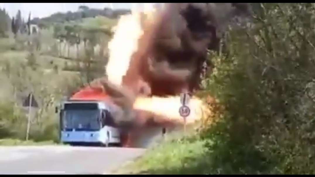This is what happens when batteries self-ignite in an electric bus