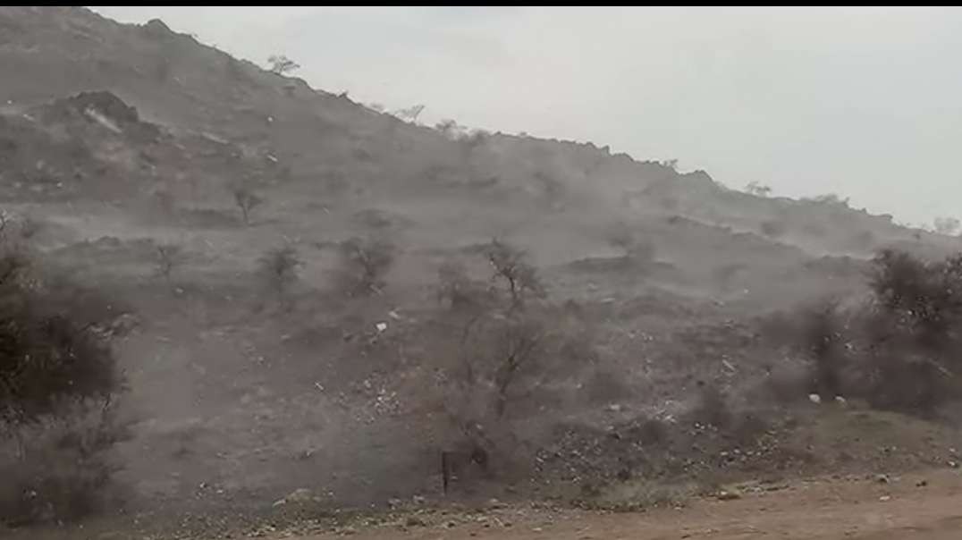The desert is sinking! Heavy rains in Saudi Arabia flood Taif.mp4
