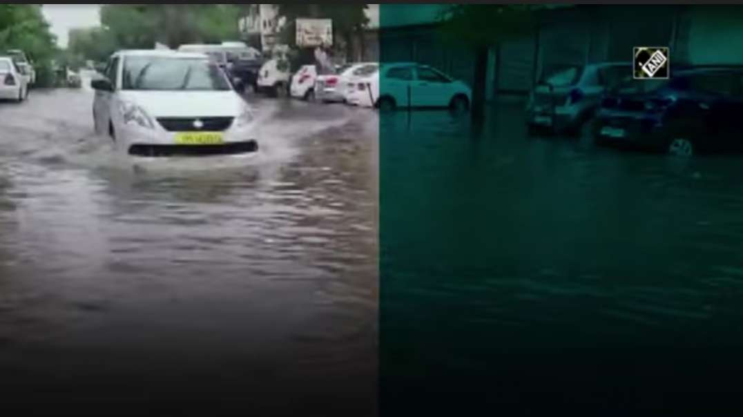 Gurugram Witnesses Waterlogging In Several Areas Following Heavy Rain_low.mp4