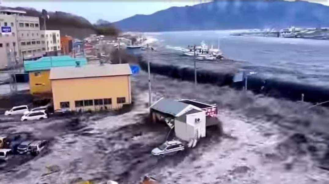 Tornadogeddon of incredible power and size and other events in the world_low.mp4