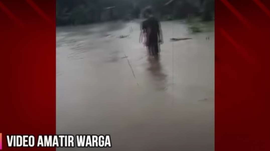 West Java Depok Flood Today May 18, 2022, All Sunset!! Floods in Mampang.mp4