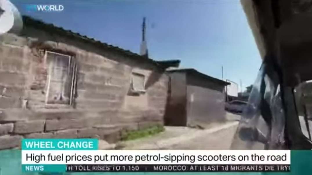 High fuel prices in S Africa put more petrol-sipping scooters on the road.mp4