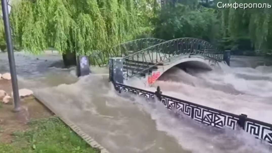 Flooding in Simferopol today, Crimea 28 June 2022.mp4