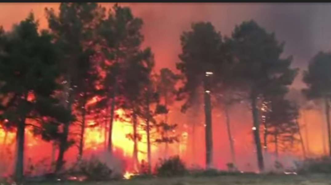 Multiple Wildfires Burn in Spain During Heatwave - Jun. 15 - 17, 2022 incendios .mp4