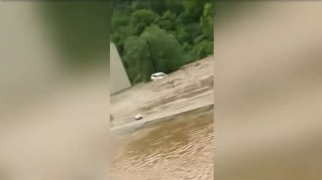 Shocking footage from Europe! Terrible flood in Celic, Bosnia.mp4