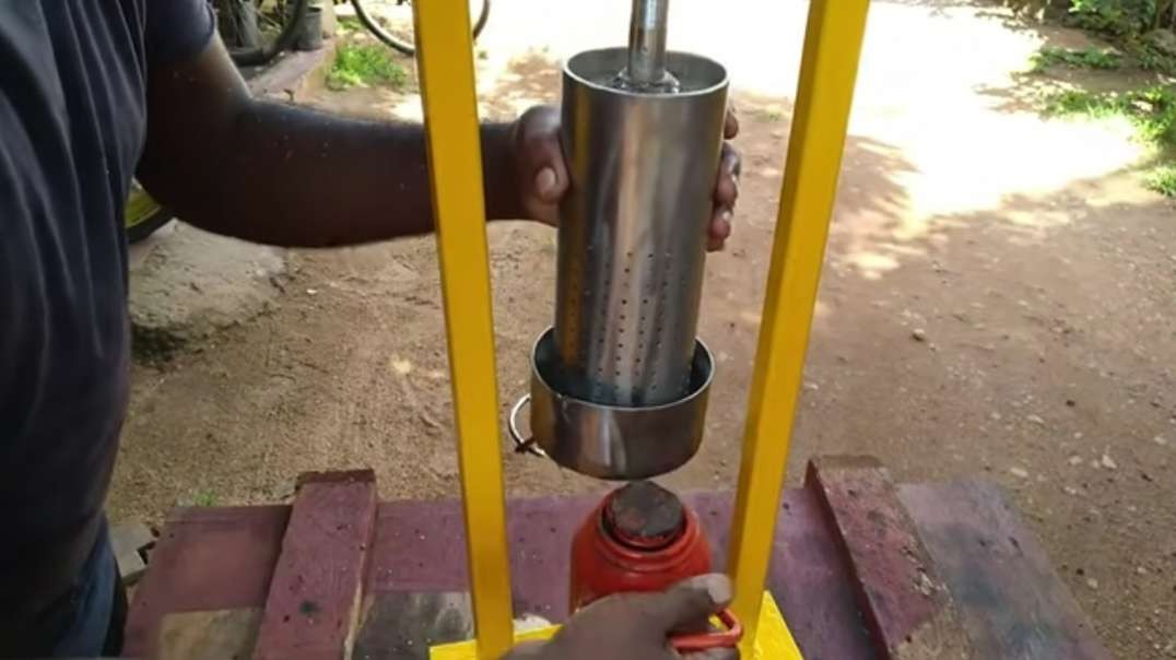 home made coconut oil machine-DIY.mp4