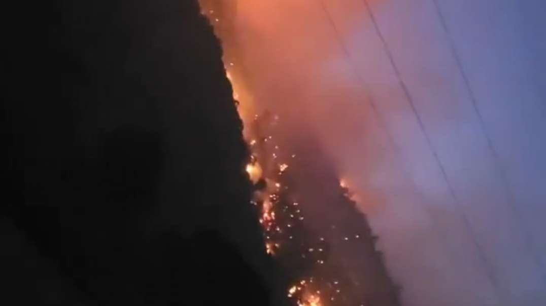 Massive forest fire in Soke town in Aydin city, Turkey.mp4