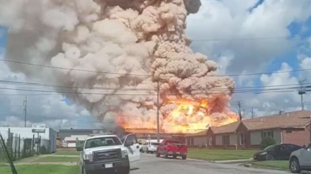 Major industrial fire at an electronics recycling facility in Madison, Illinois:  The fire started at about 10:30 a.m. at Interco – A Metaltronics Recycler. Retired Madison County Fire Chief 