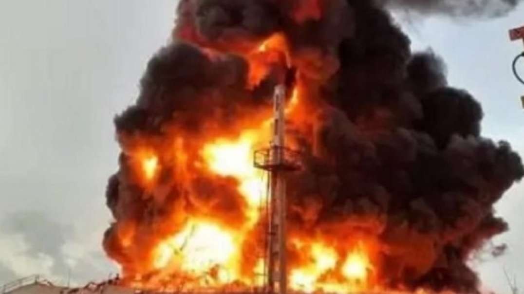 Massive explosion as oil facility in Cuba catches fire(360P).mp4