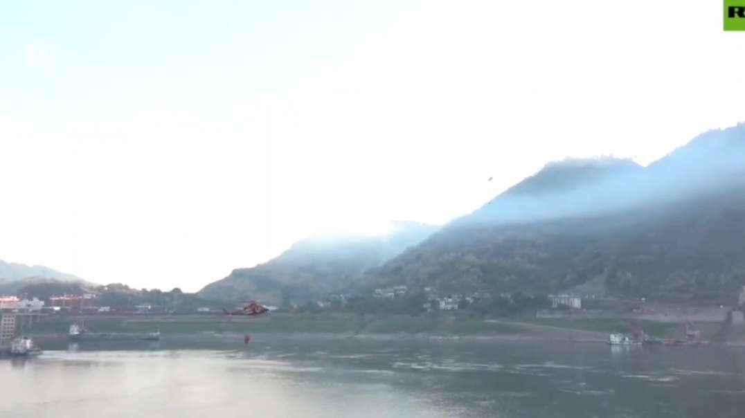 China’s Chongqing Battles Out-Of-Control Wildfire With Helicopters  The blaze which erupted in southwest Chongqing municipality is continuing to burn.   Firefighting teams were seen battling 