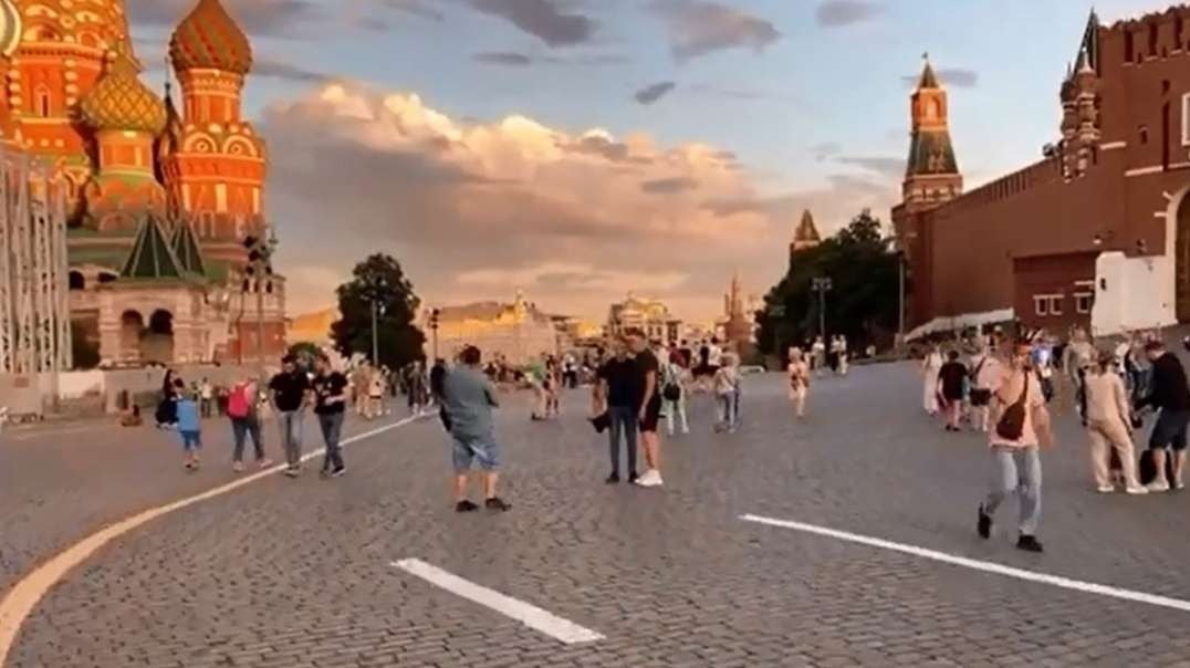 July 27th Walking in Moscow Russia 5hrs RAW Footage Big Long Friday Walk.mp4