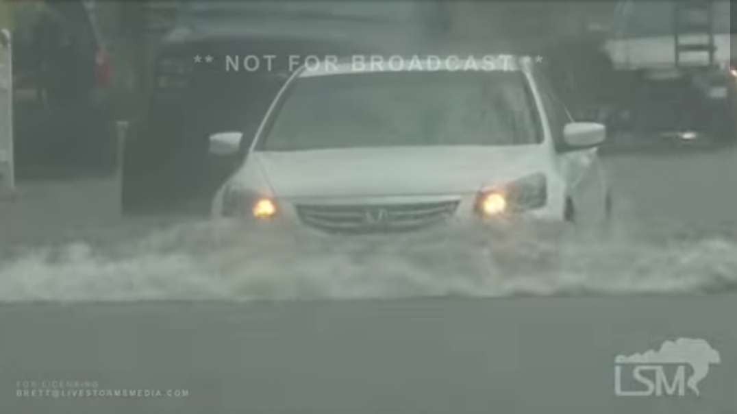 08-23-2022 Taunton, MA - Motorist Stranded In Flooded Roadway - Torrential Rains.mp4