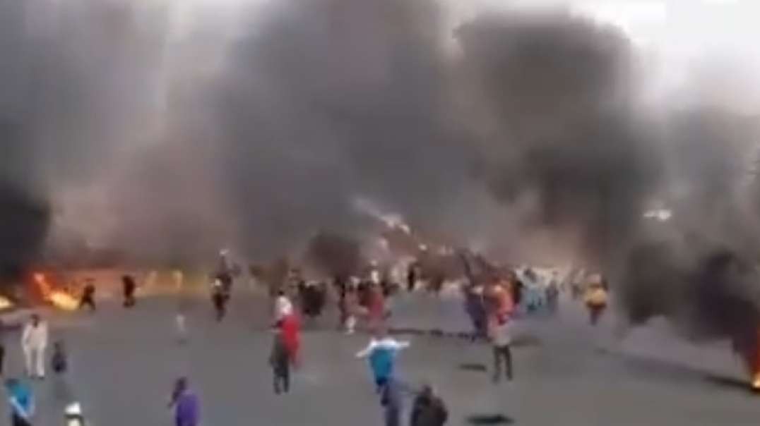 📍South Africa is gripped by protests. People took to the streets because of rising electricity prices. Third world countries suffer most from rising food and energy prices. Listen to her poin