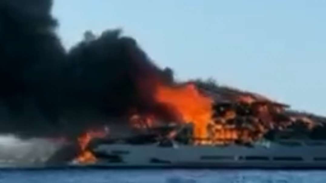 The 150 foot super yacht, Aria, has been destroyed by fire off the coast of Formentera, Spain. The recently delivered vessel w...ion-euro and belonged to Italian motor parts tycoon Paolo Scud