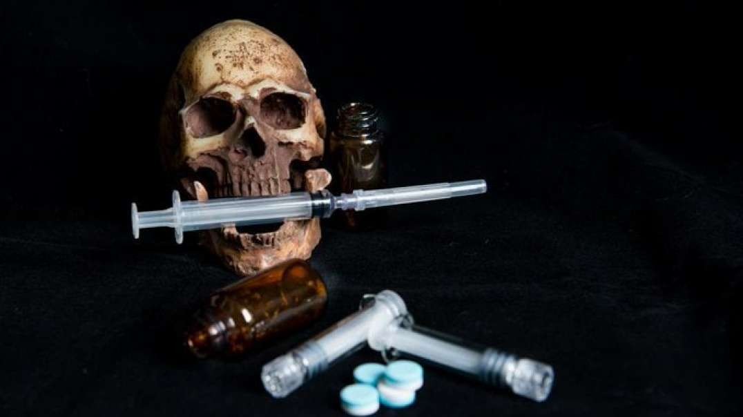 Another Shocking Truth Revealed…. Remember when You Called Us Conspiracy Theorists… Now The Truth Is Slowly About C-19 Vaccinations.   Each Death Hab Contains mRNA, Graphene Hydroxide & Lucif
