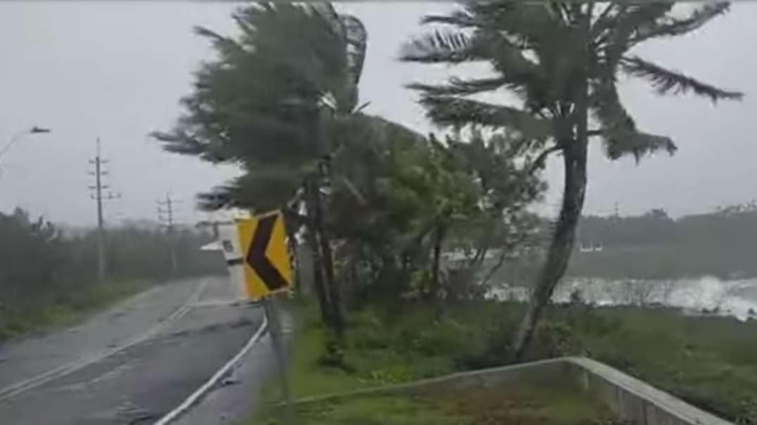 Live Broadcast of Hurricane Julia from Nicaragua and Colombia.mp4