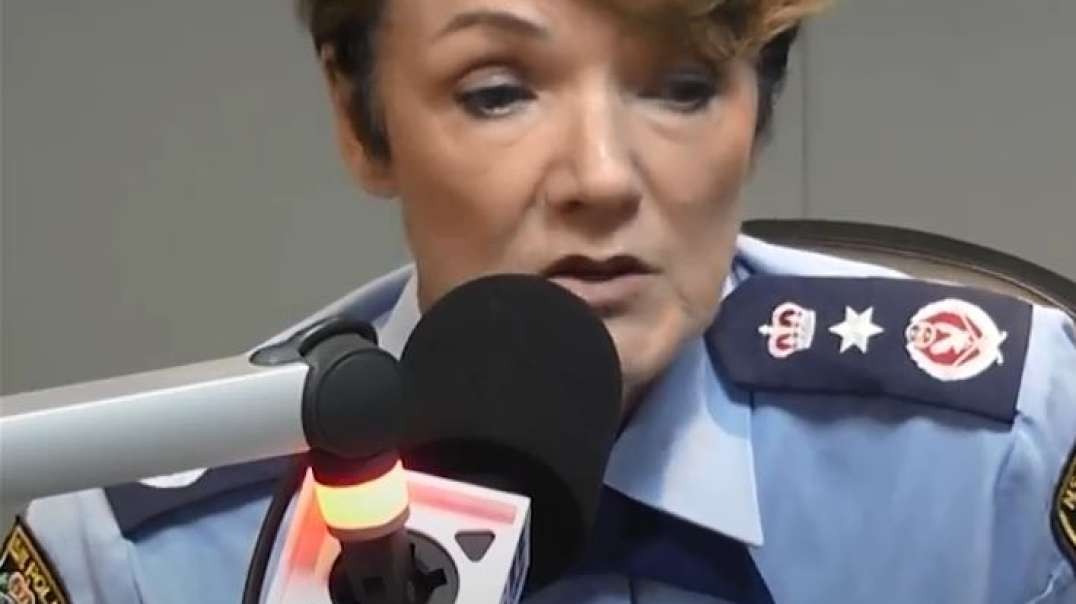 Australia NSW Police Commissioner LIES about the law & calls out sovereign citizens