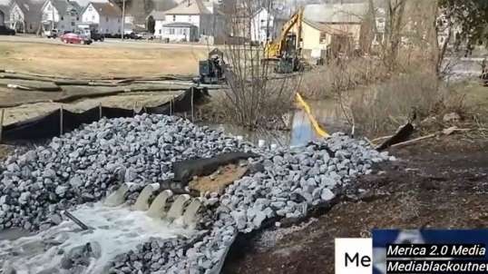 East Palestine OH Contaminated Sulfur Run Breached Dam Into Leslie Run. Major aeration going on.mp4