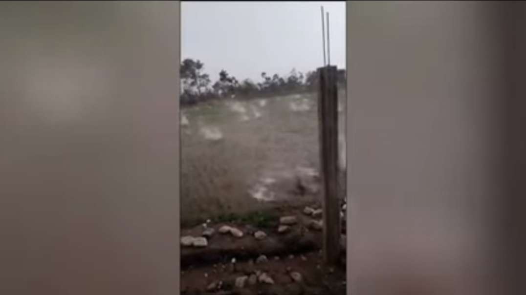 2 minutes ago! France closes all roads! Ball-sized hailstorm fell in Bordeaux!.mp4