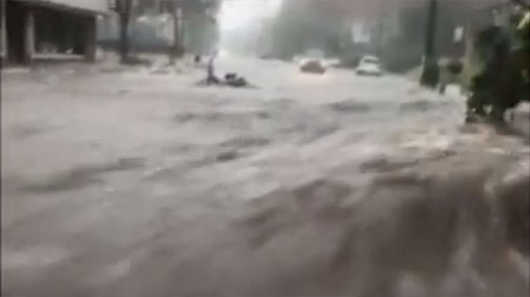 Flooding due to heavy rain in Arkansas. The Conway metro area was hit the hardes.mp4