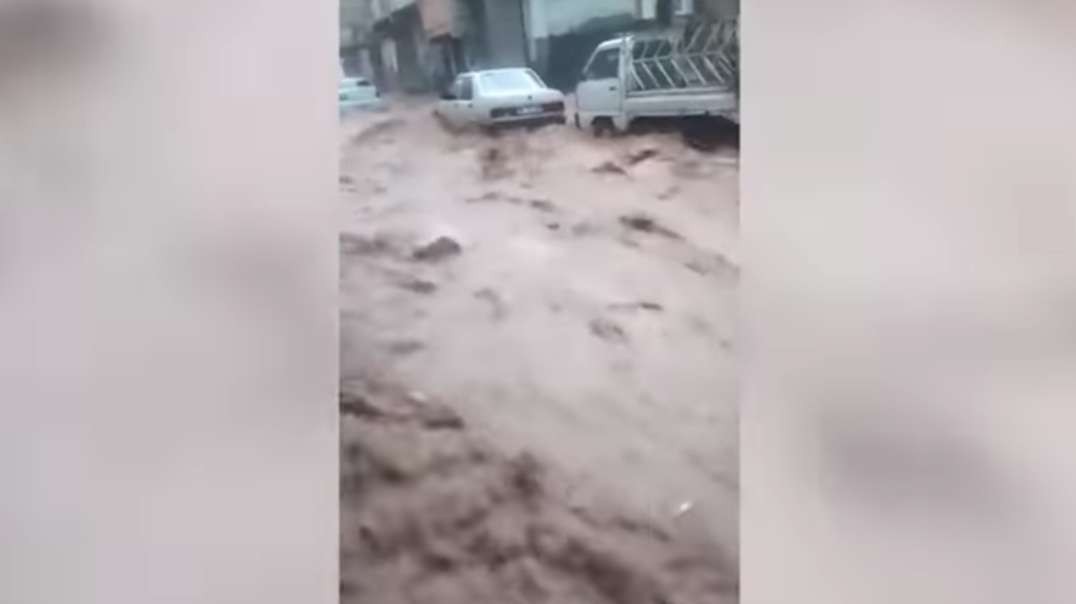 Turkey is in tears! A flood has flooded Turkey! Has Allah forsaken us_.mp4