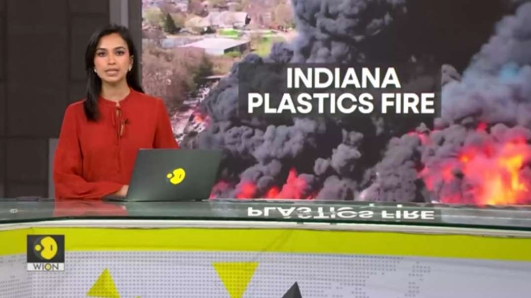 Massive fire burns down plastic recycling factory in Indiana _ WION Climate Trac.mp4