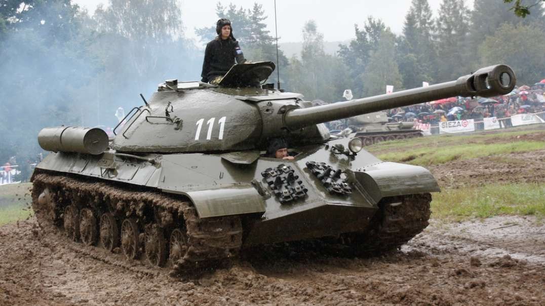 IS3 STALIN TANK IN WAR THUNDER -------- BEFORE WE GO TO THE MODERN RUSSIAN TANKS