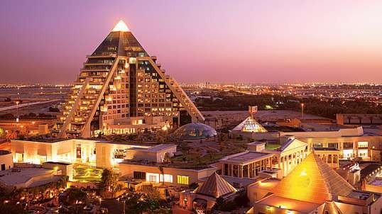 Dubai - Wafi Mall - illuminati