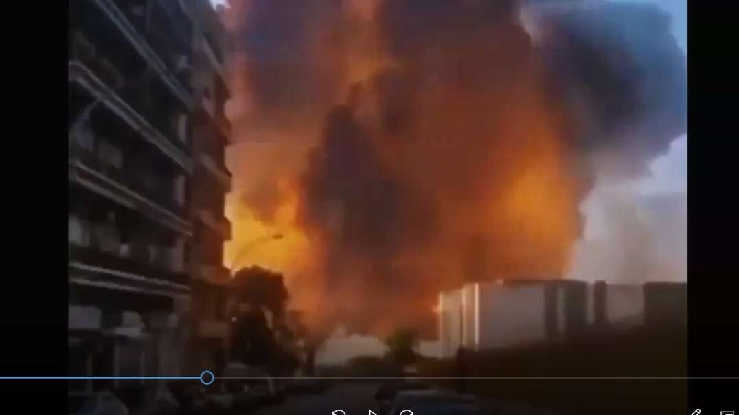 3yrs ago 8-4-20 Beirut Lebanon Massive Explosions Compression Wave & Combustion Cloud.mp4