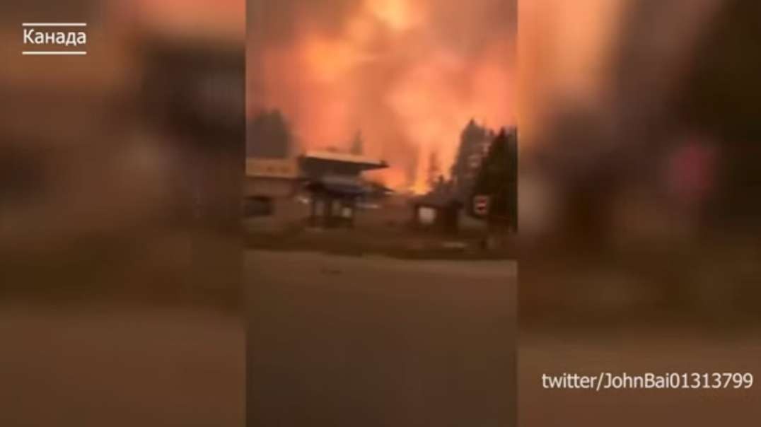 Explosion volcanic eruption in America. Storm flood USA. Skyscraper burned down K.mp4