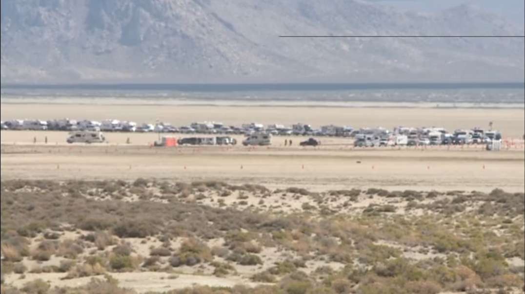 Burning Man revelers begin exodus after flooding left tens of thousands stranded in Nevada desert - Washington Times.mp4