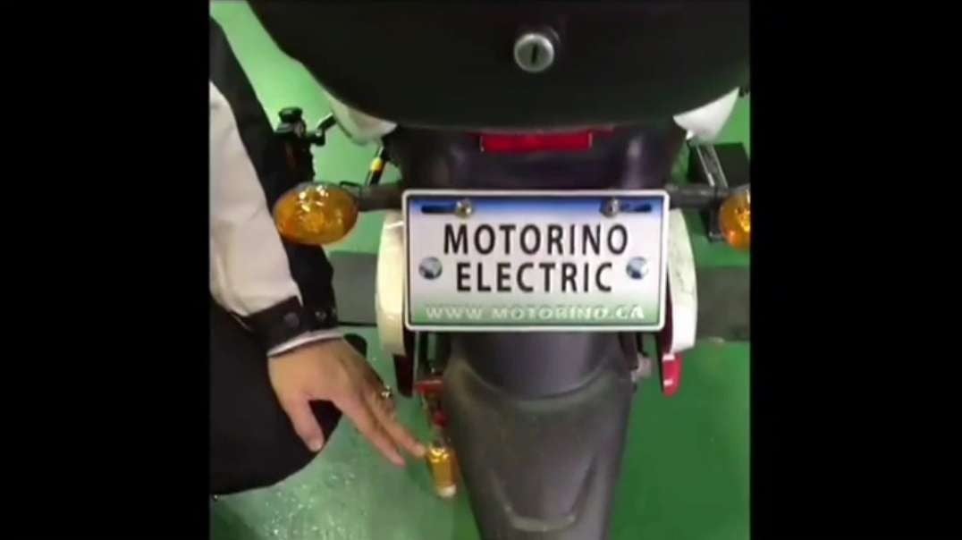 EBIKE BOB AT MOTORINO VANCOUVER WITH LITHIUM SCOOTER REVIEW