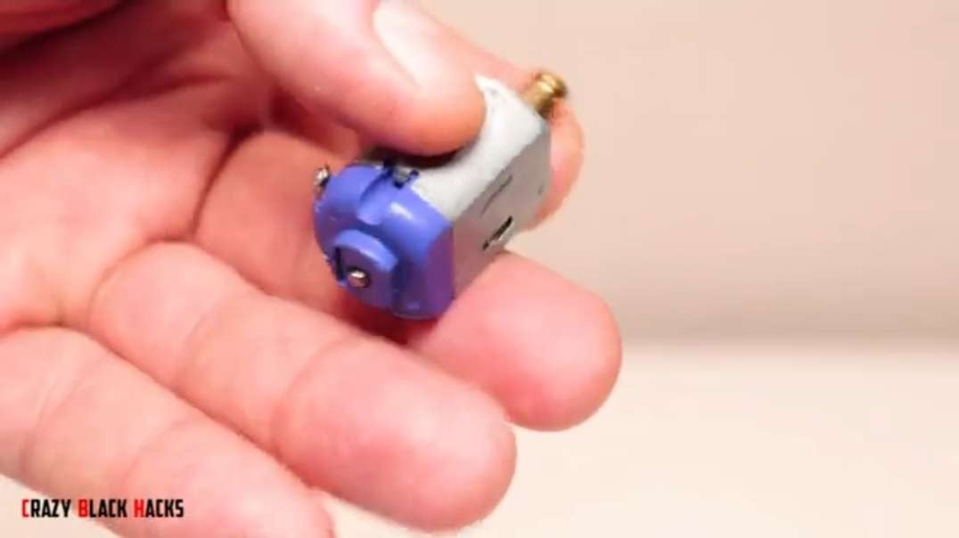 Free energy from a Motor Generator using a magnet.